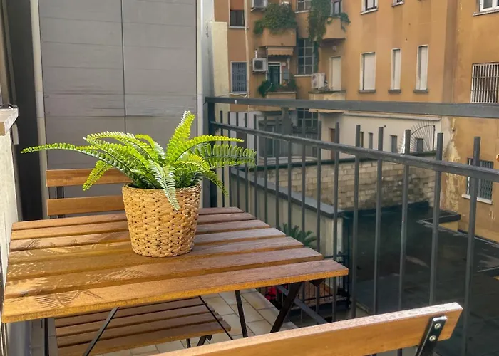 Home In Town - Fiera Milano City Near San Siro Stadium Metropolitana M1 - M5